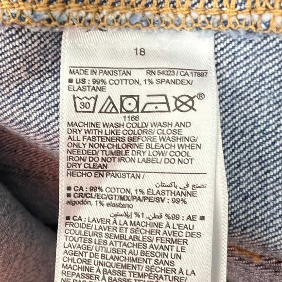 NWT OLD NAVY Women's 18 Blue High-Waisted Button Fly Jean Trouser Denim Shorts - Picture 6 of 10